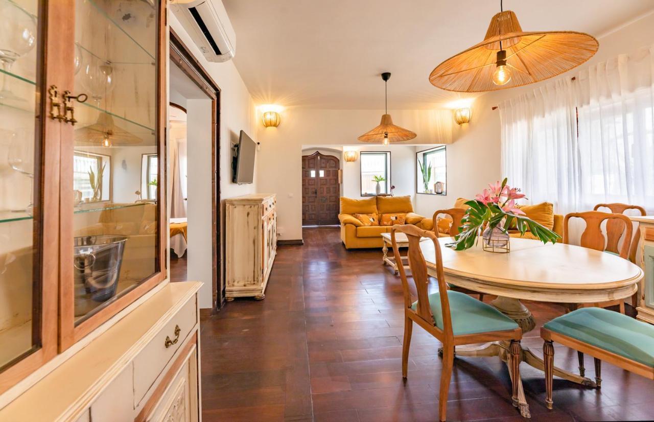 Villa Corralejo Bay Beachfront Corralejo By Holidays Home エクステリア 写真