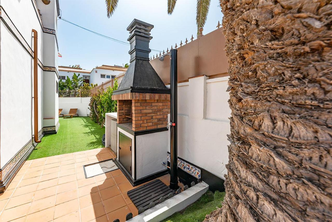 Villa Corralejo Bay Beachfront Corralejo By Holidays Home エクステリア 写真