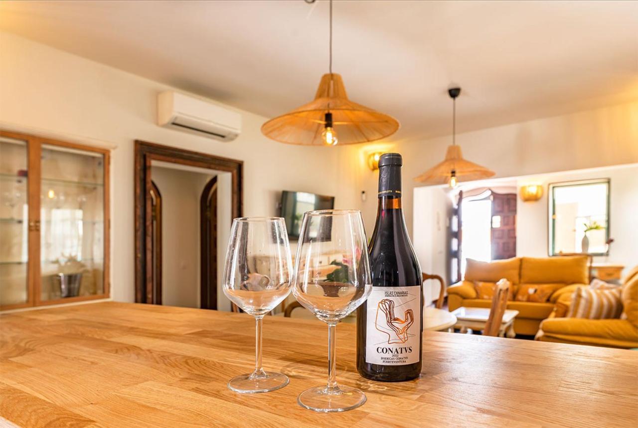 Villa Corralejo Bay Beachfront Corralejo By Holidays Home エクステリア 写真