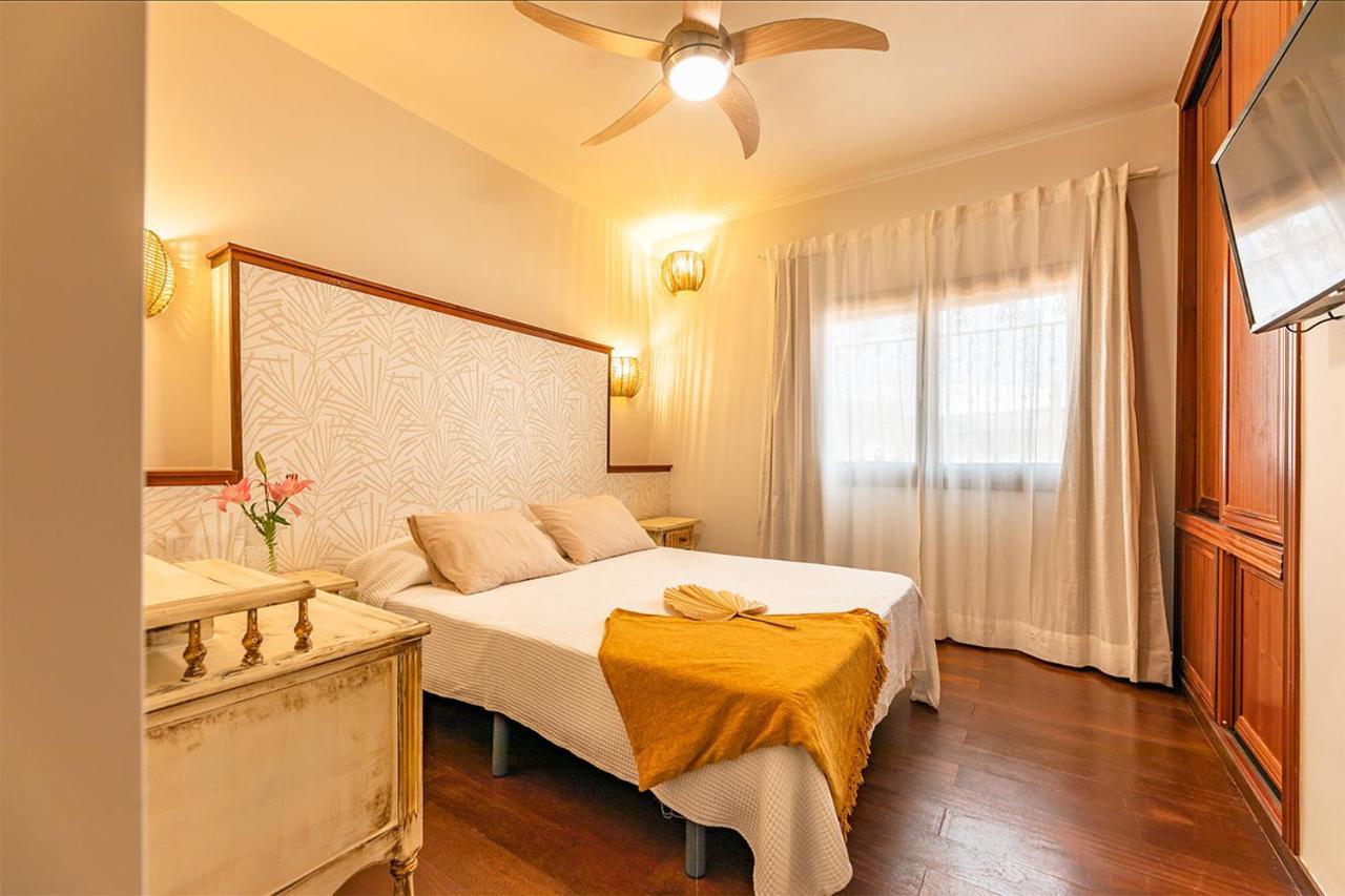 Villa Corralejo Bay Beachfront Corralejo By Holidays Home エクステリア 写真